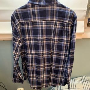 Casual flannel/button up